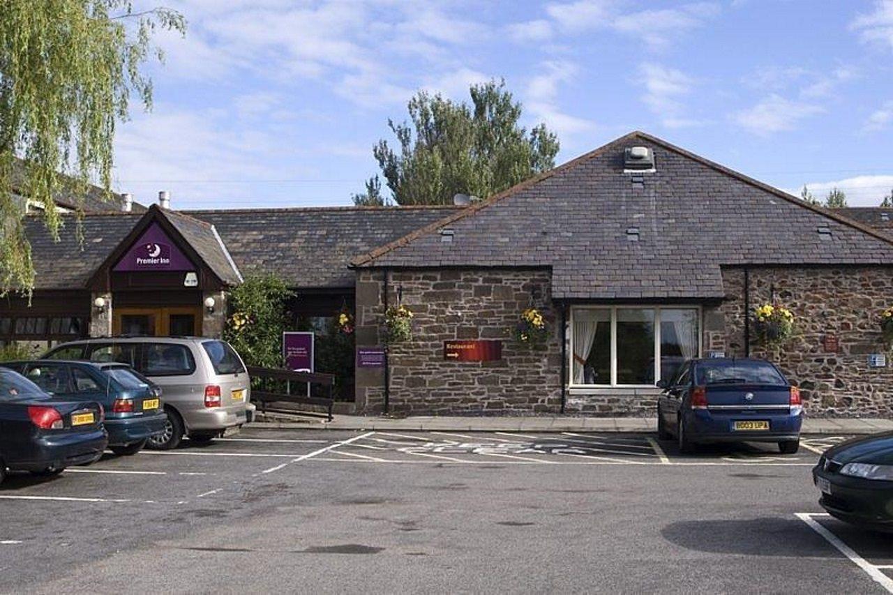 Premier Inn Dundee West Bagian luar foto